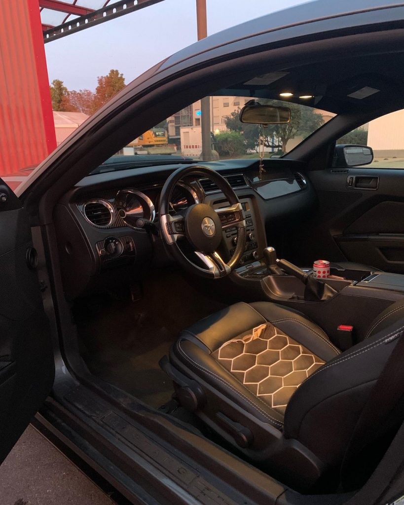 Ford Mustang Sport Roush